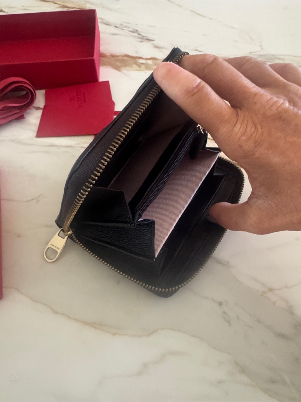 Valentino Black Leather Bow Zip wallet new - Picture 6 of 15
